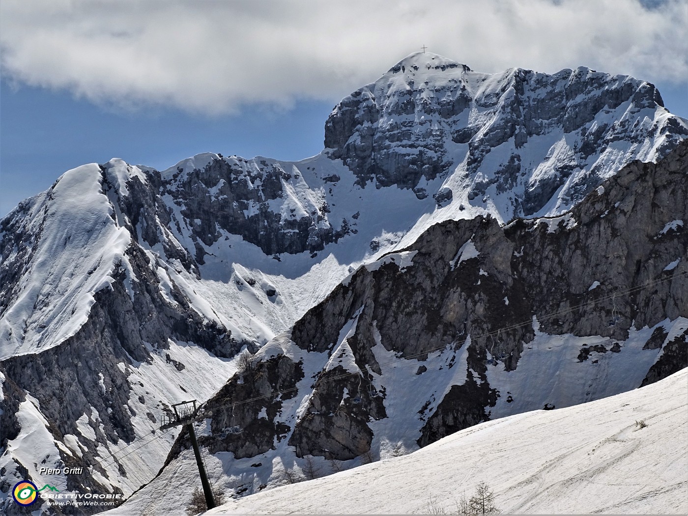 34 Scorcio verso il Pegherolo (1369 m).JPG